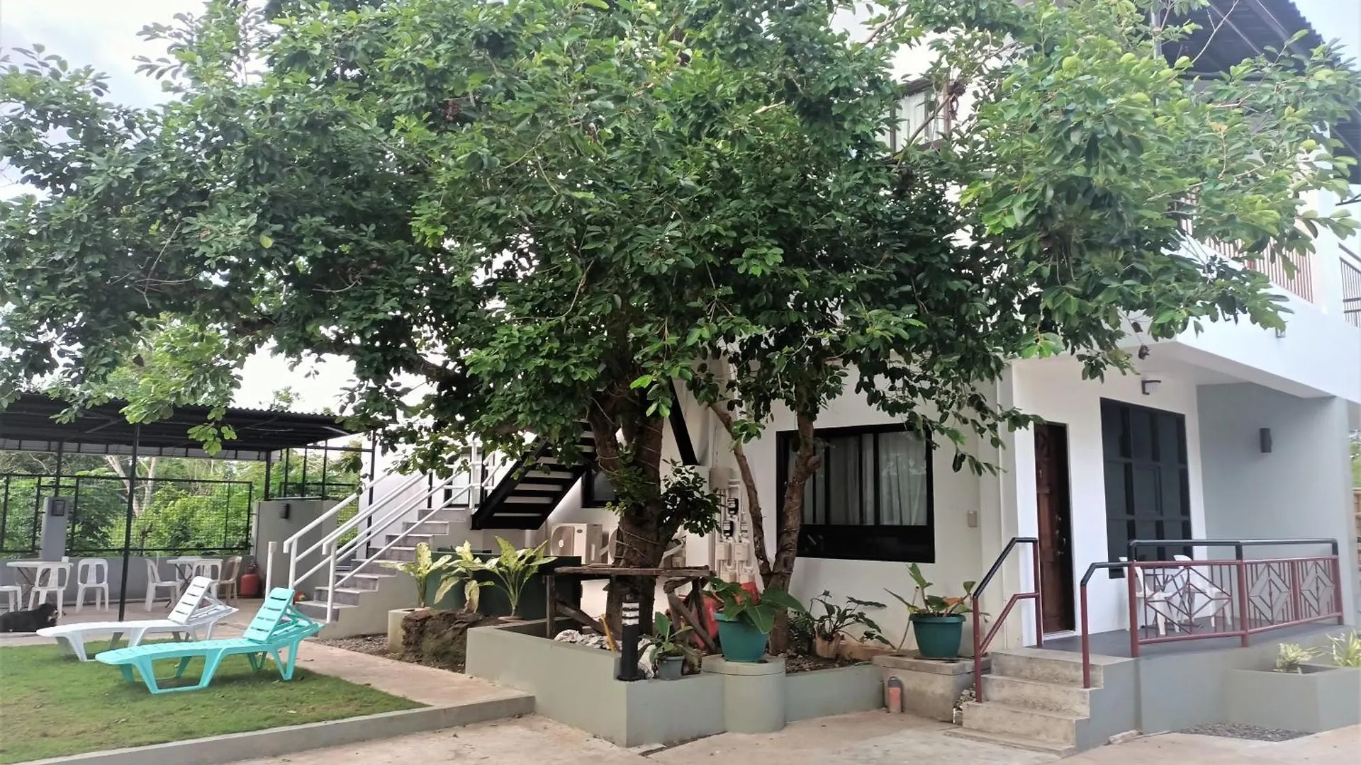 Alona Whitehouses Resort Panglao