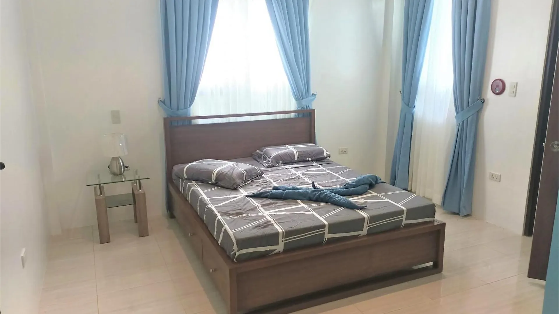 Alona Whitehouses Resort Panglao